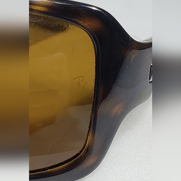 Ray-Ban tortoise shell, unisex. RB4107, comes w/case and cleaning cloth. EUC - Picture 15 of 15